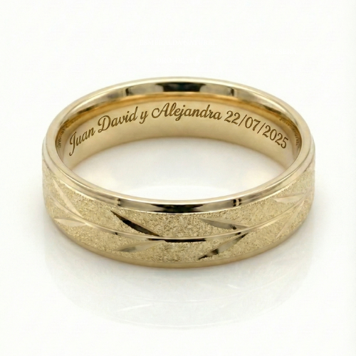 Argolla Con Relieve Diamantada Estilo hoja