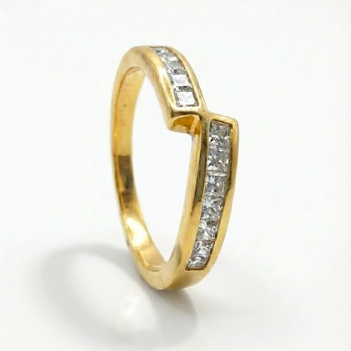 Argolla Sin Fin con Diamante