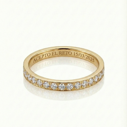 Argolla Con Medio Cintillo de Diamante